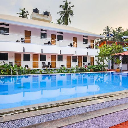 Oyo 22056 Arambol Plaza Beach Resort Dış mekan fotoğraf